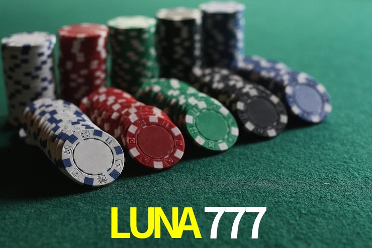 Interfaz de casa de apuestas LUNA777 con mercados de partidos en vivo